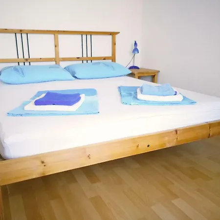 Apartment Family Friendly Island Rab Kampor