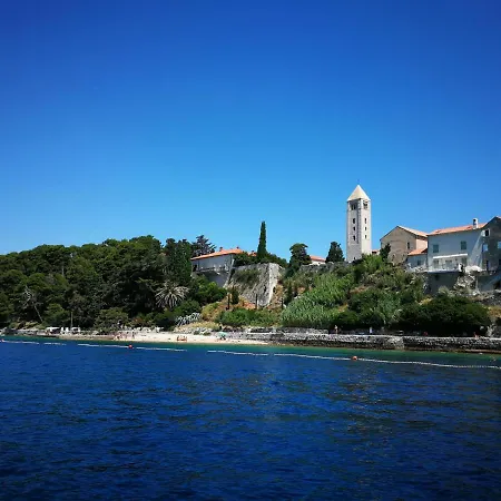 Apartment Family Friendly Island Rab